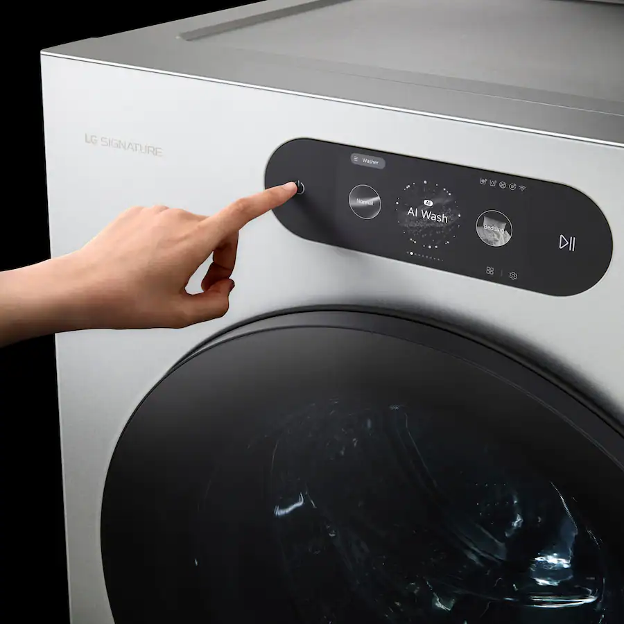 LG SIGNATURE WM9900HSA 5.8 cu. ft. High-Efficiency Stackable Smart Front Load Washer with Steam and ezDispense (2024) — image 3